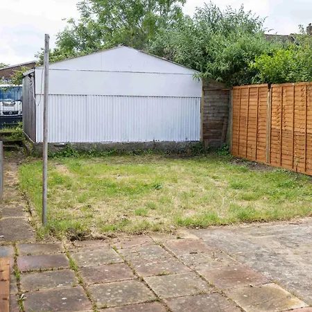 Ferienhaus 3-bed-patchway-self-check-in-parking-wi-fi-sleeps 5 Bristol