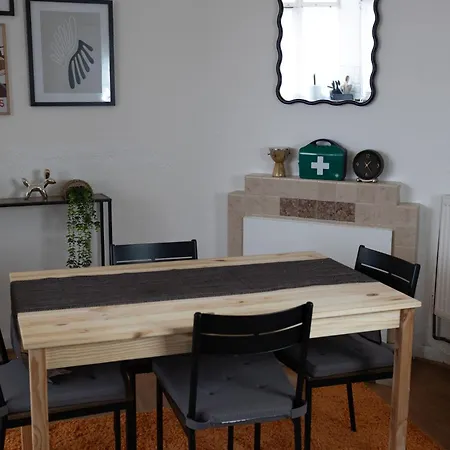 3-bed-patchway-self-check-in-parking-wi-fi-sleeps 5 Ferienhaus